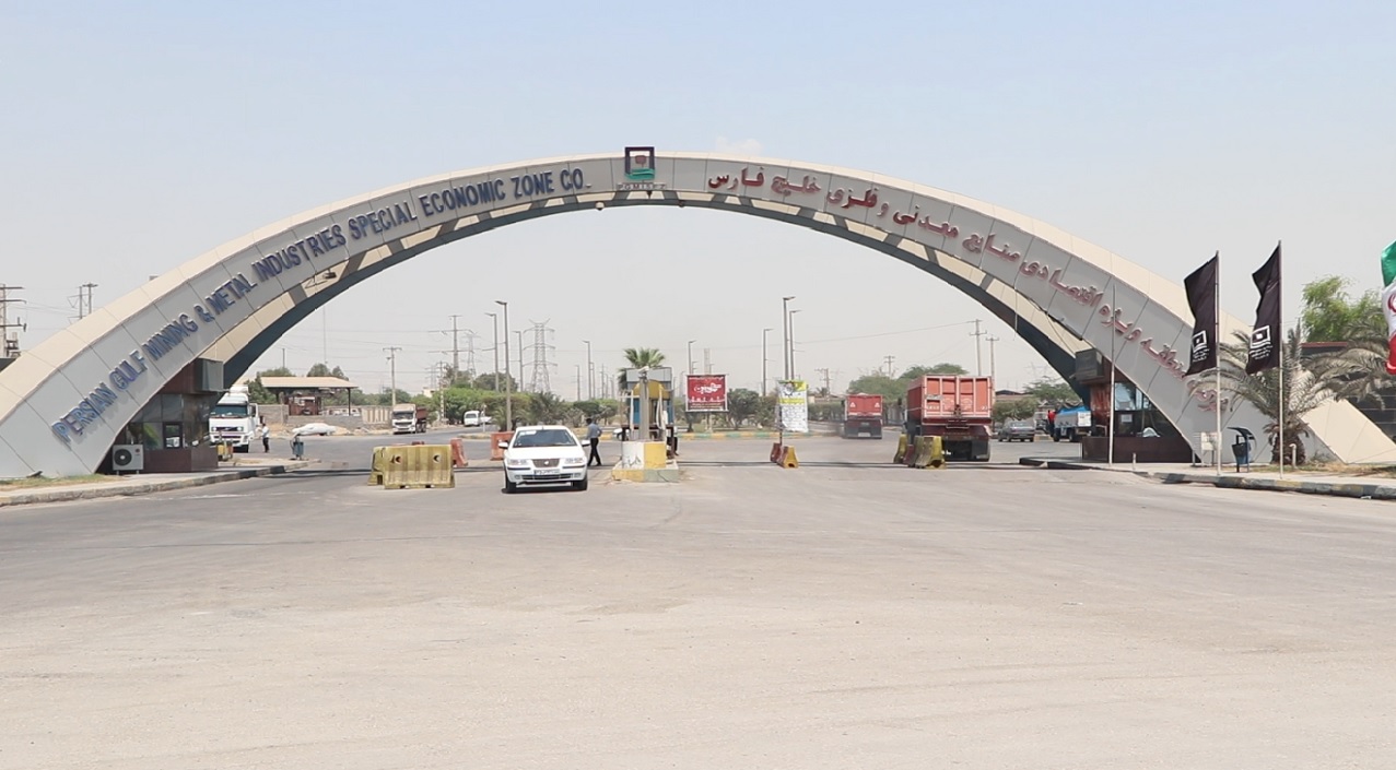 خودکفایی هرمزگان در ساخت و تعمیر قطعات دستگاه حمل مکانیزه مواد معدنی