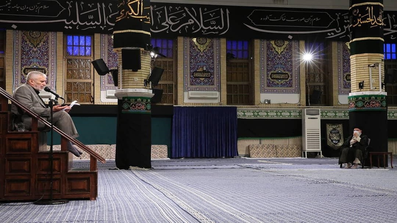 برگزاری مراسم عزاداری شهادت امام سجاد(ع) در حسینیه امام خمینی(ره)