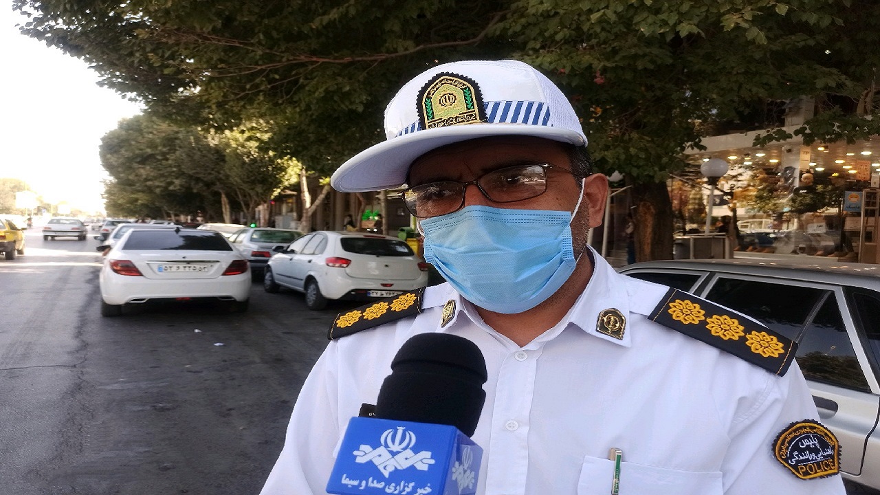آغاز تعویض رایگان پلاک خودروهای آفتاب سوخته در استان اصفهان
