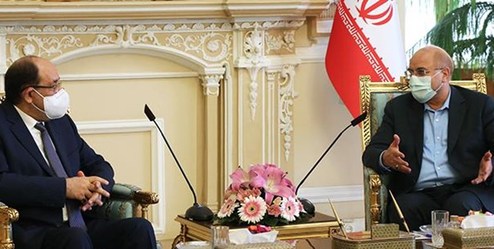 ملت&zwnj;ها تسلیم توطئه دشمنان نمی شوند