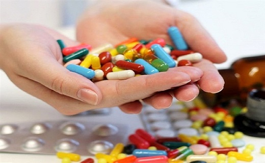 فوت ۱۰ داروساز به&zwnj;علت ابتلا به کرونا / تولید ۹۷ درصد داروی مورد نیاز کشور در داخل