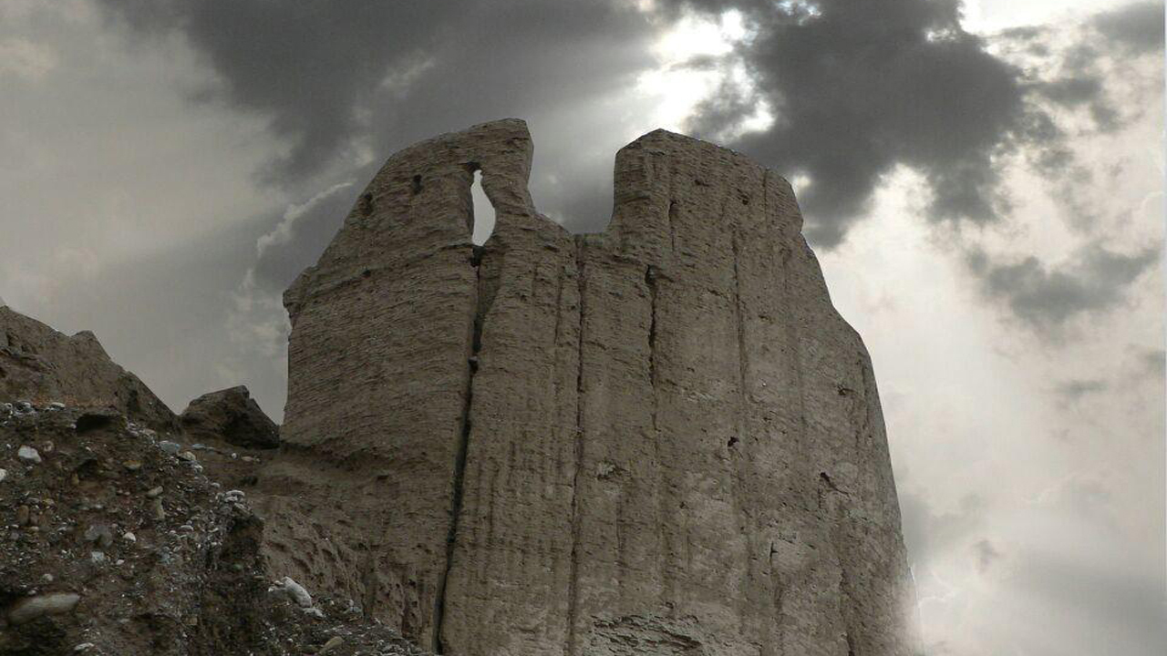 آغاز مرحله سوم مرمت قلعه هزاره میناب