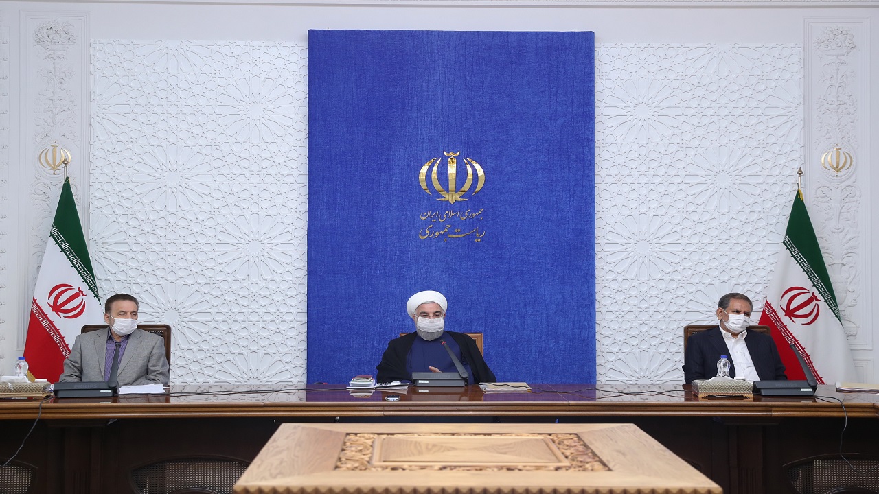 فراهم شدن امکان تسویه ریالی تسهیلات ارزی از صندوق توسعه ملی/ تلاش دولت این است که چرخه تولید در کشور متوقف نشود
