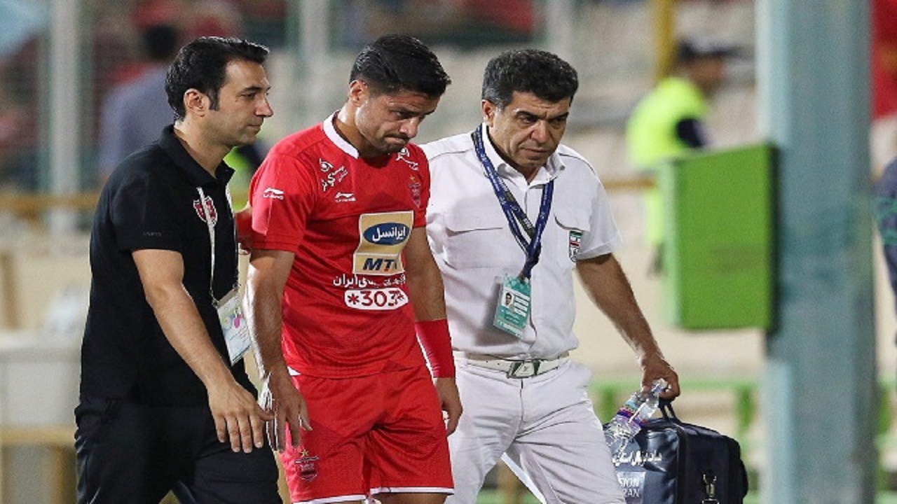 هافبک پرسپولیس مصدوم شد