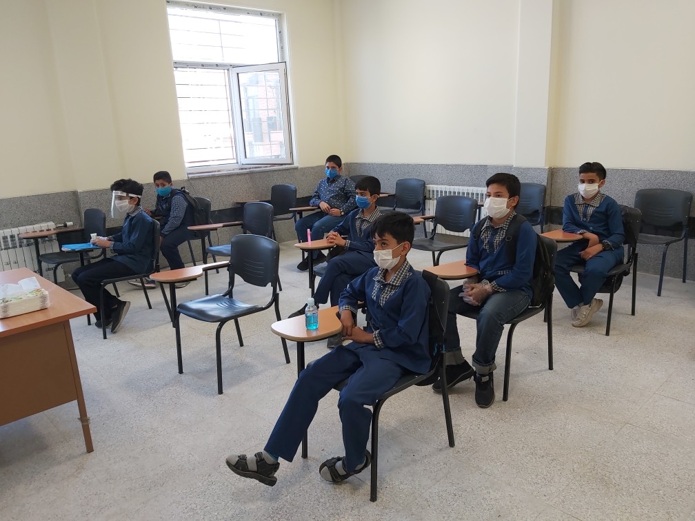 استقبال چشمگیر دانش آموزان مناطق روستایی از بازگشایی مدارس
