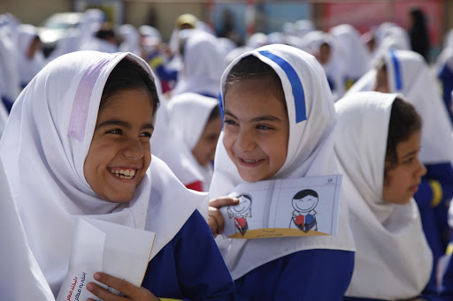 شور عاطفه ها برای لبخندی شیرین