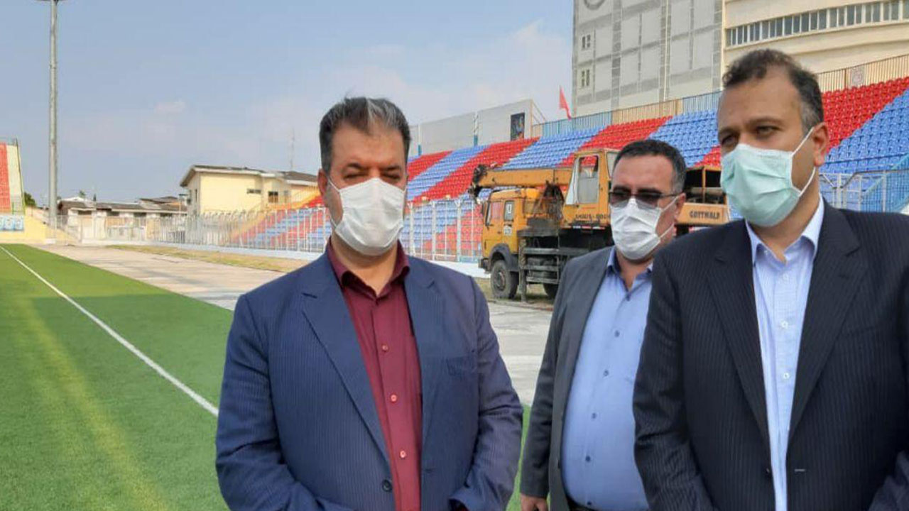 بازسازی استادیوم شهید وطنی قائم‌ شهر آغاز شد