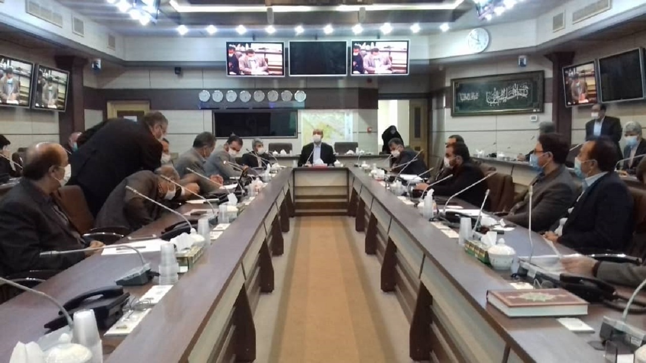 انتقاد از بی خبری برخی مدیران از اوضاع کرونایی