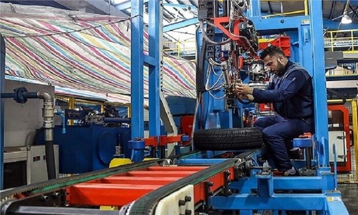 ضرورت بهره مندی افراد شاغل در واحد‌های صنعتی و تولیدی از آموزش‌های همگانی هلال احمر