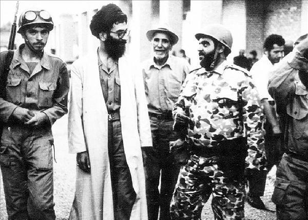 ۱۲ نقش رهبردی رهبر انفلاب در جنگ تحمیلی