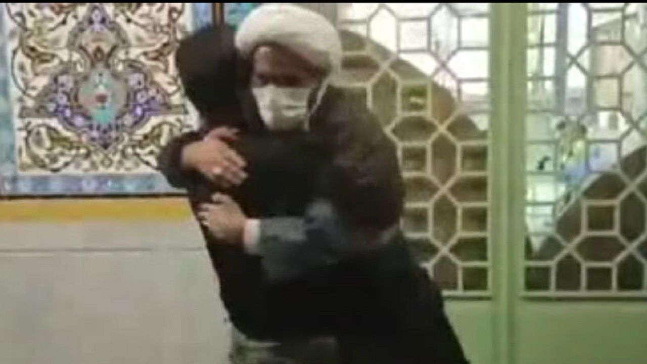 توضیحات طلبه لنجانی درباره شادی خبرساز خود