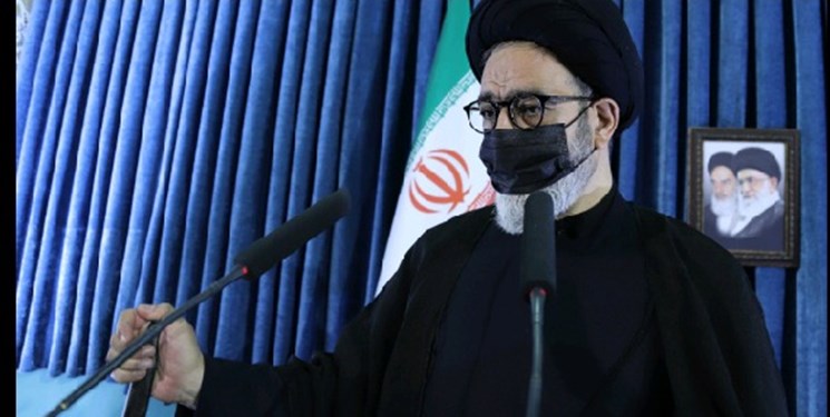 فساد اقتصادی مقدمه فساد اخلاقی در جامعه است/ تلاش مذبوحانه دشمن برای روی ۴ کلیدواژه امنیت، سلامت، معیشت و وحدت