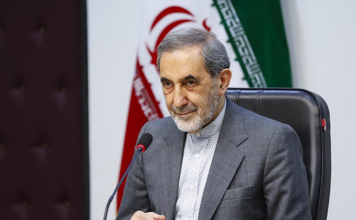 پیام تسلیت ولایتی در پی درگذشت پدر معاون دانشگاه آزاد