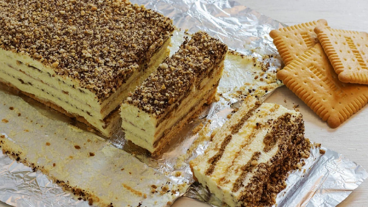 طرز تهیه ساده‌ترین و خوشمزه‌ترین دسر مخصوص با فرنی
