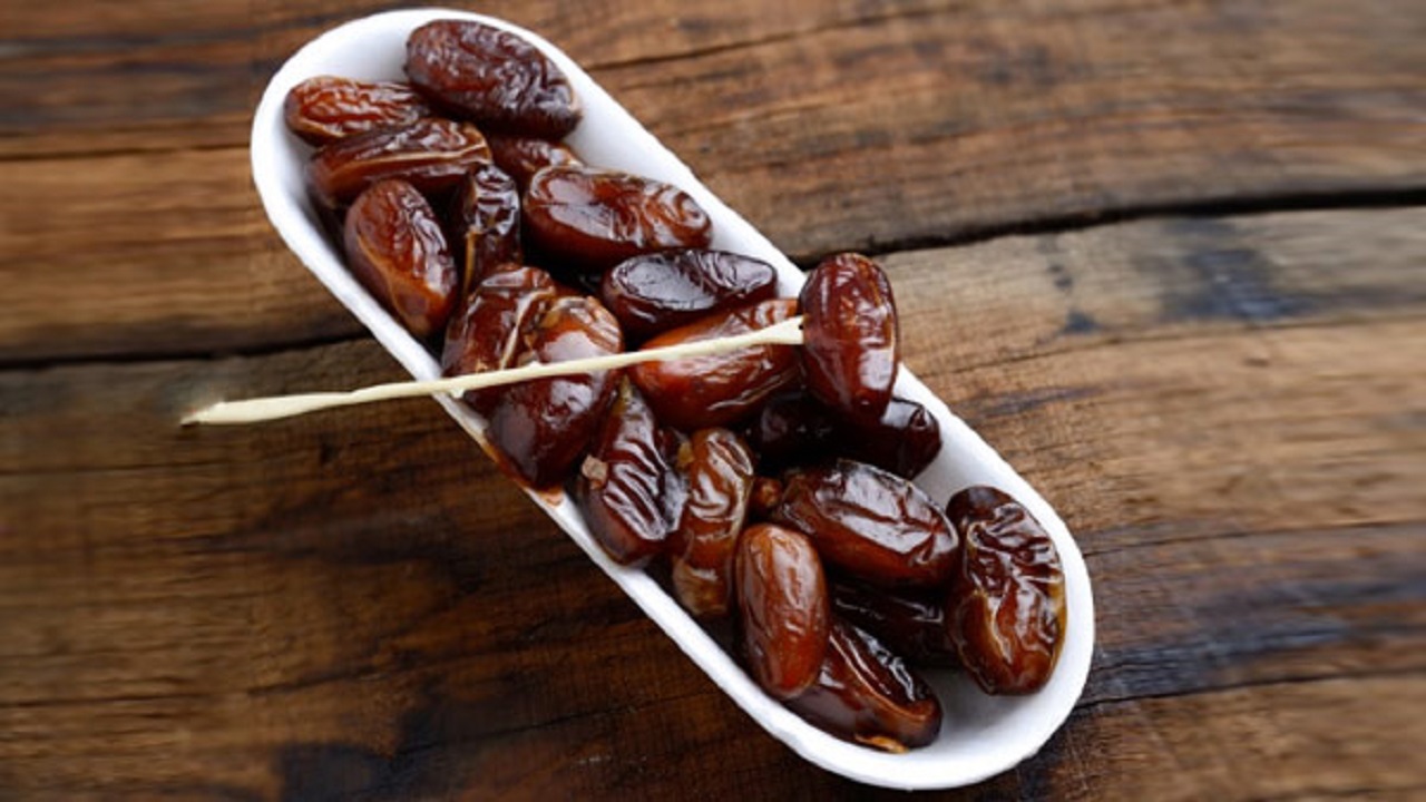 خرما‌ها روی دست نخلداران نمی‌ماند/ افزایش ۷ درصدی میزان خرید تضمینی گندم