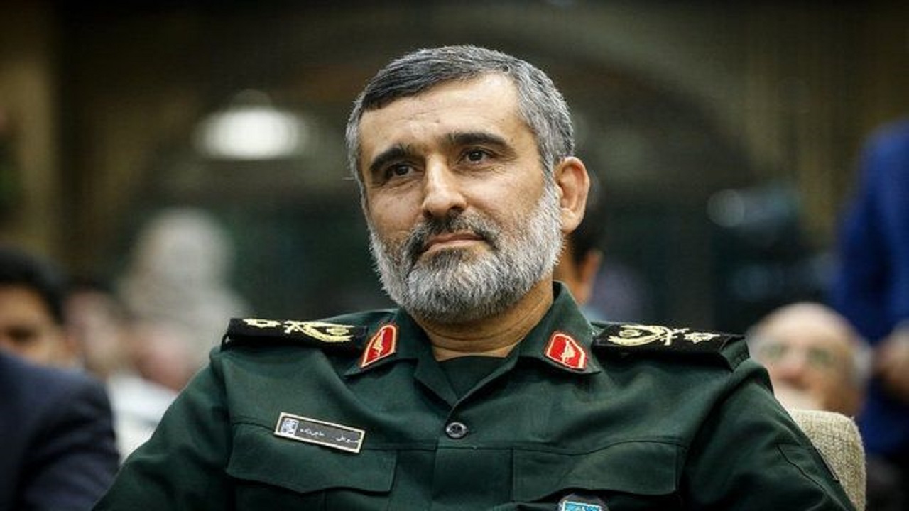 تأکید سردار حاجی زاده بر حمایت سپاه از صنعت خودرو
