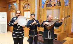  فیلم مستند آشیقی و اوخشامالار 
