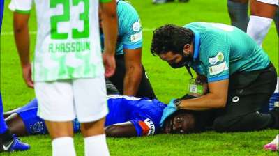 بازیکن الهلال غش کرد + تصاویر