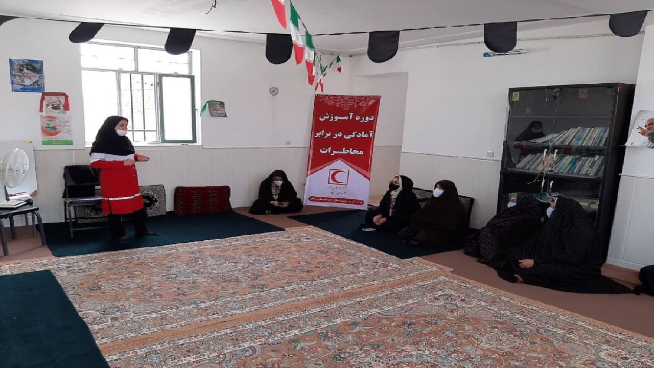آموزش بیش از ۶۸۰ نفر در خانه های هلال یزد
