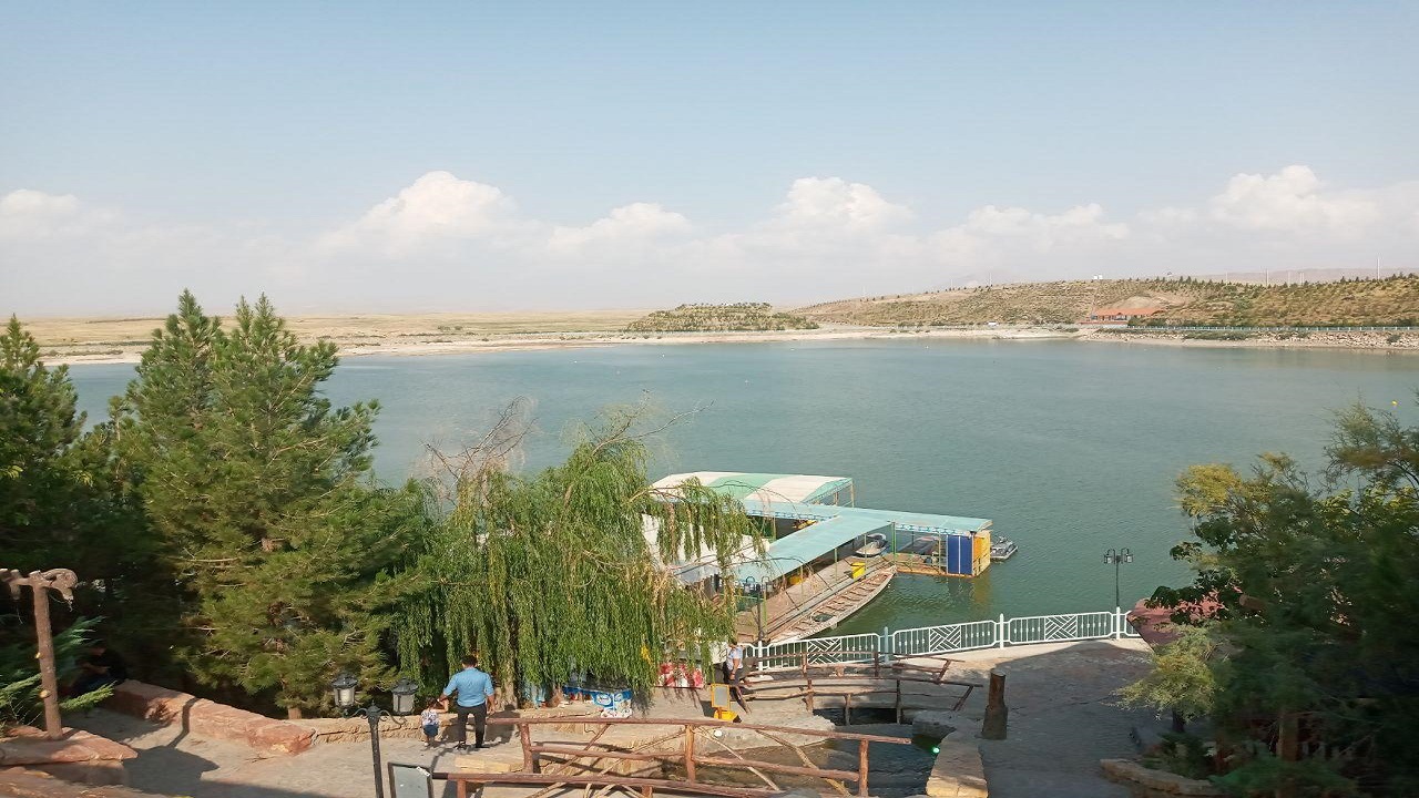 نگاهی به دهکده تفریحی توریستی سیمرغ در تبریز + فیلم و تصاویر