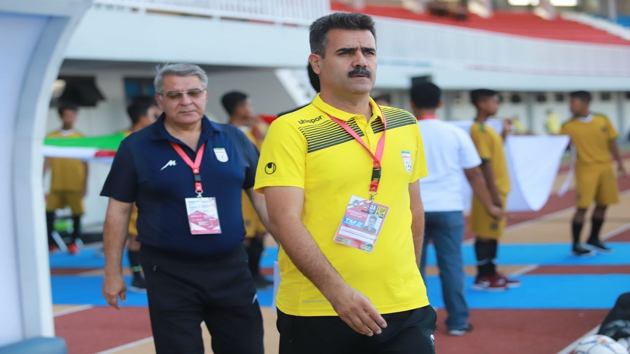 سیروس پورموسوی سرمربی صنعت نفت آبادان شد