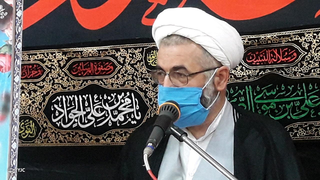 انقلاب ما برگرفته از عاشوراست