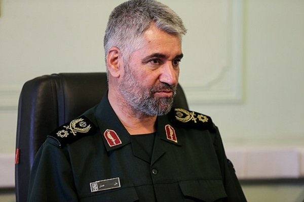 در دفاع مقدس هیچ عملیاتی بر اساس نظر شخصی انجام نمی شد