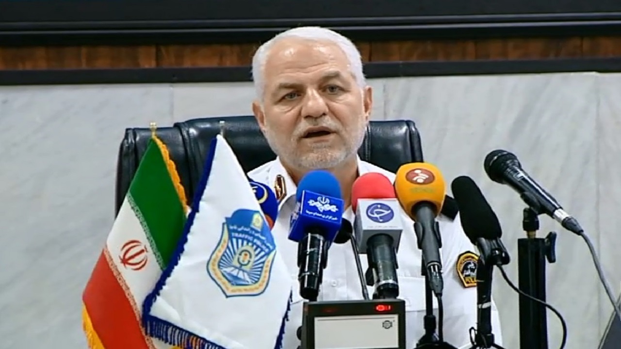 منافقین در فضای مجازی دین و اعتقاد ما را هدف گرفتند و قصد غارت آن را دارند