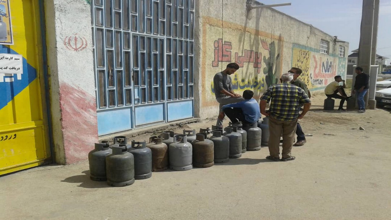 بازار فروش کپسول‌های مایع نیشابور در دست دلالان