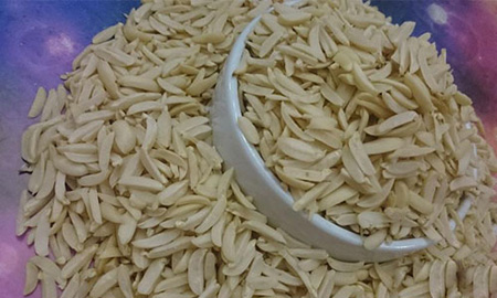 طرز تهیه خلال بادام و پرک بادام