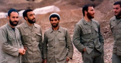 ۱۰ روضه&zwnj;خوان مشهور جبهه&zwnj;ها/ نوحه&zwnj;ای که باعث اخراج مداح از گردان شد!
