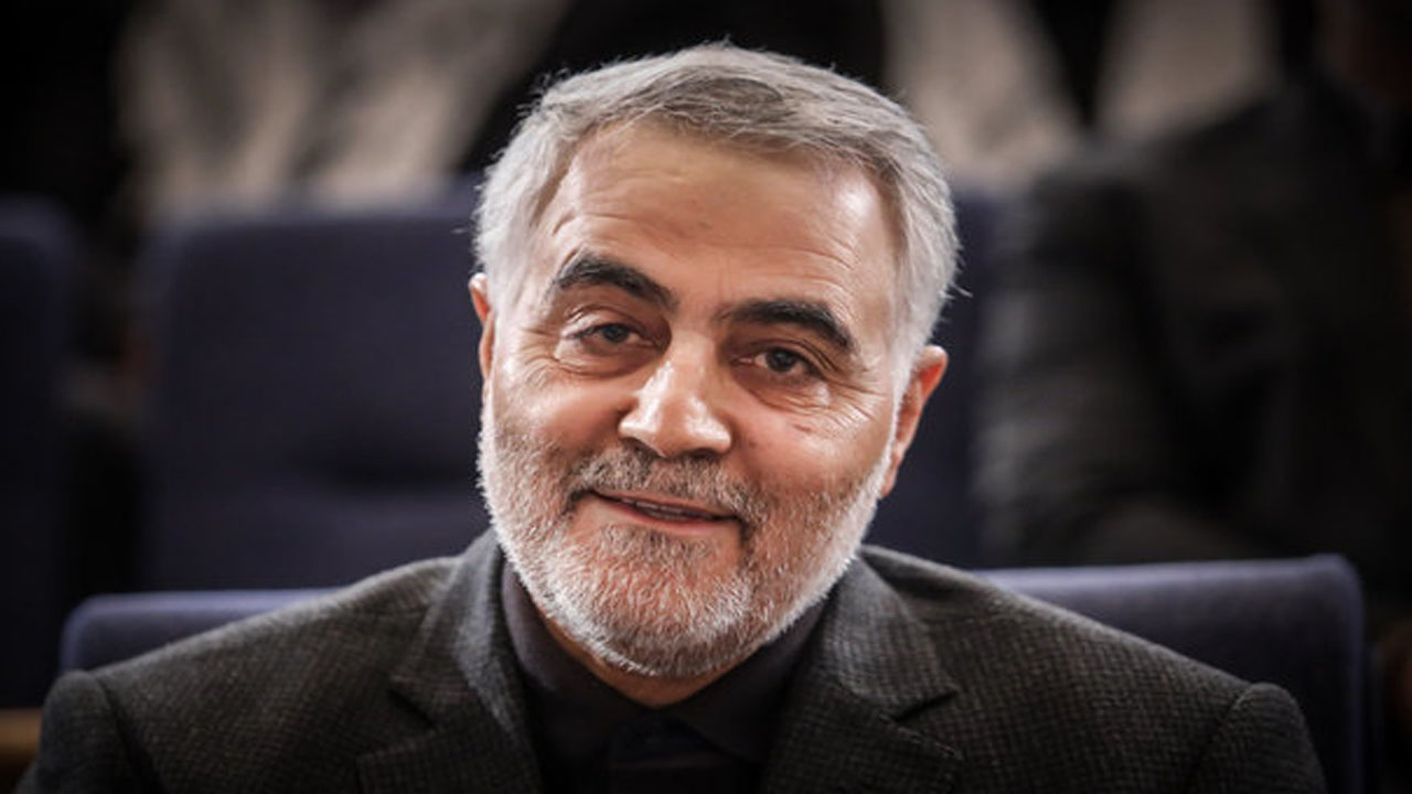 ماجرای عکسی که در یک مهمانی توجه حاج قاسم را جلب کرد + تصاویر
