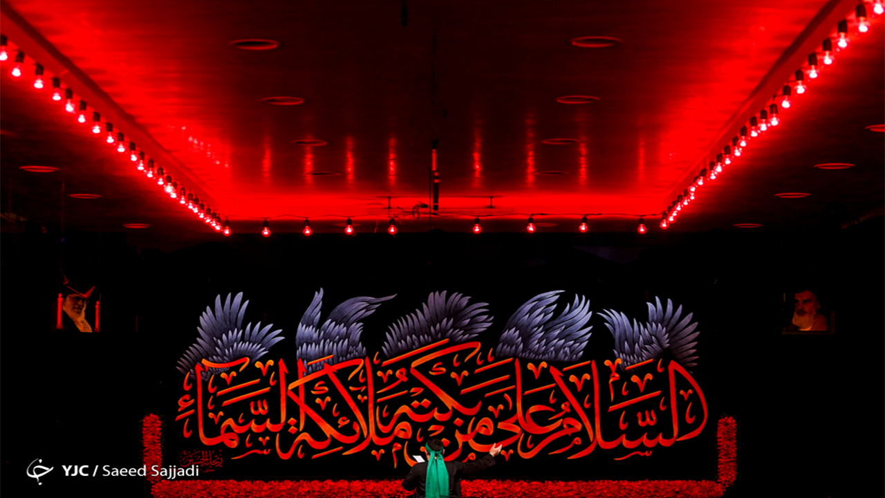 حضور معاون وزیر بهداشت در مراسم عزاداری شب پنجم محرم