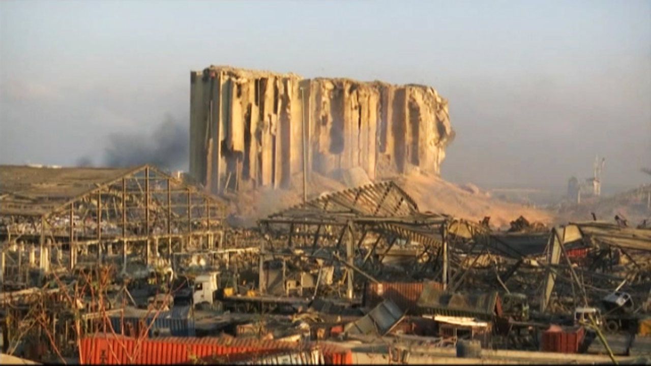 وجود ۷۹ کانتینر مواد شیمیایی خطرناک در بندر بیروت