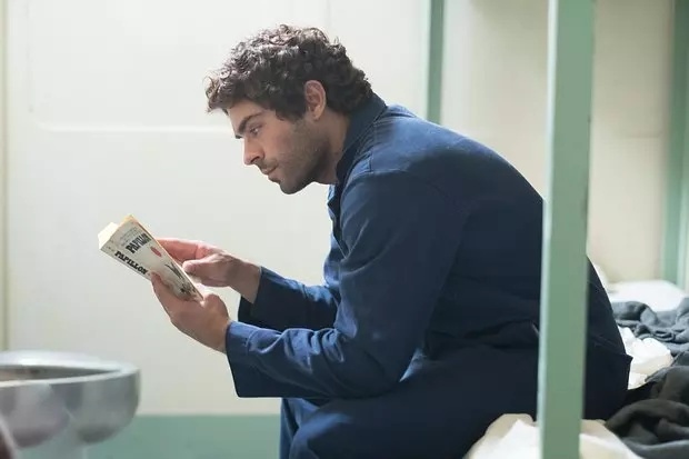 ۱۰ فیلم برتر تاریخ سینما در مورد قاتلان سریالی واقعی و داستانی + تصاویر