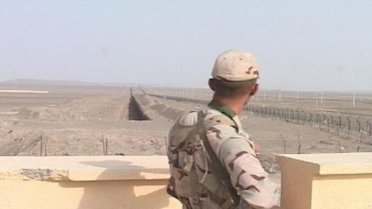شهادت سرباز وظیفه در درگیری با قاچاقچیان موادمخدر در هیرمند/ دستگیری چند نفر در این ارتباط