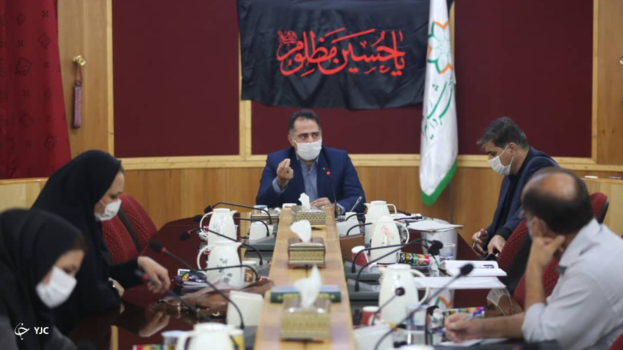 برگزاری عزاداری خودرویی در کوهستان دراک شیراز