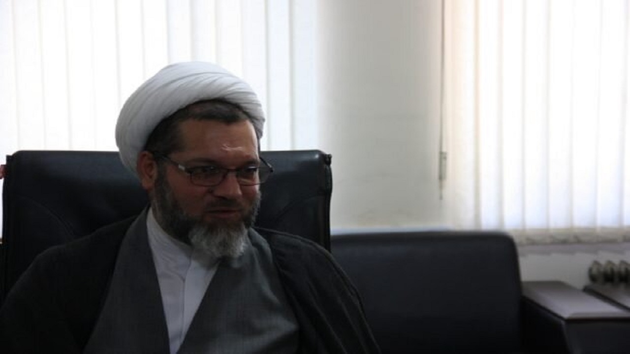 غرب در حال فروپاشی است