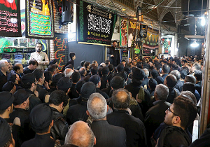 نمایش اتحاد و هماهنگی محلات ششگانه در عزاداری بازار اردبیل