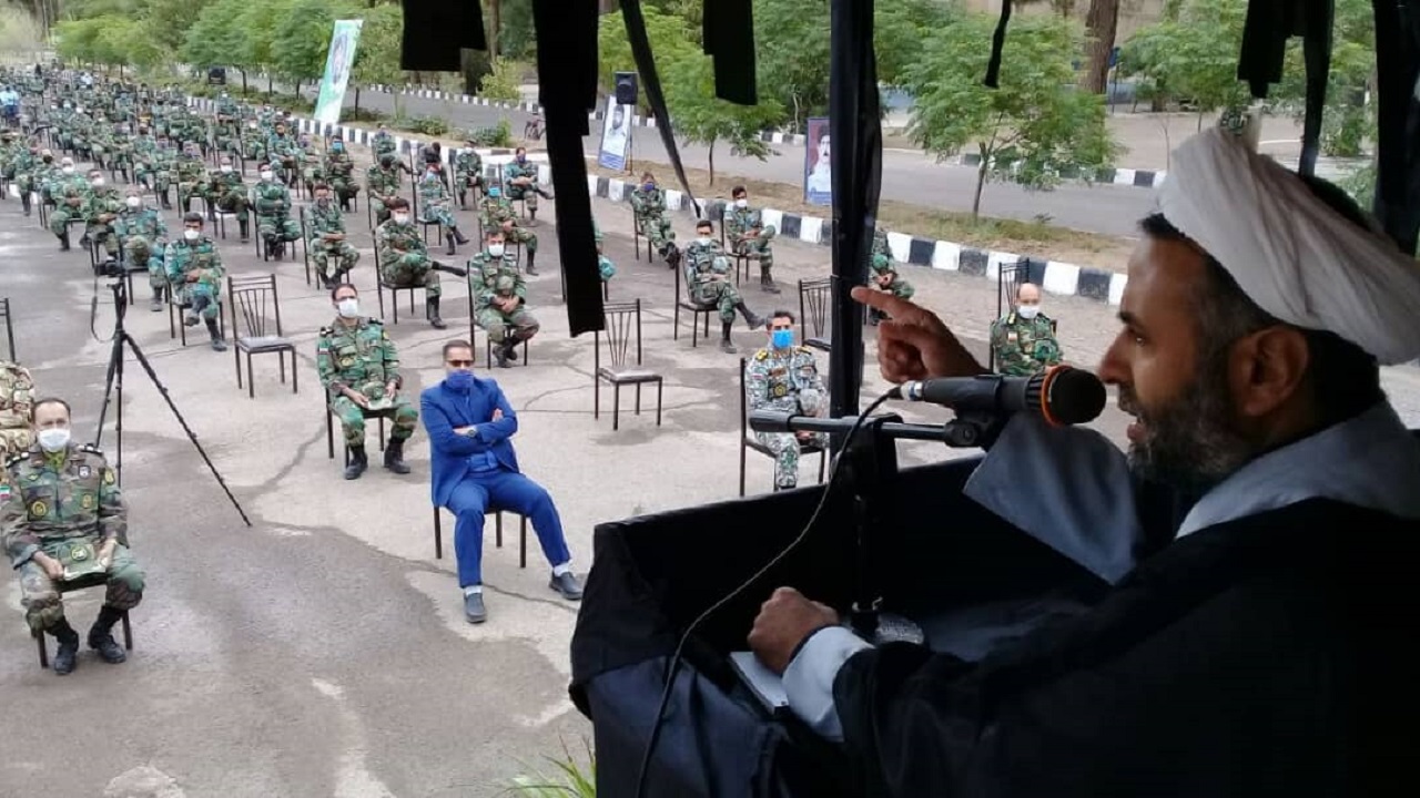 برگزاری مراسم عزای حسینی در تیپ ۳۸زرهی پادگان محمدرسول الله تربت جام