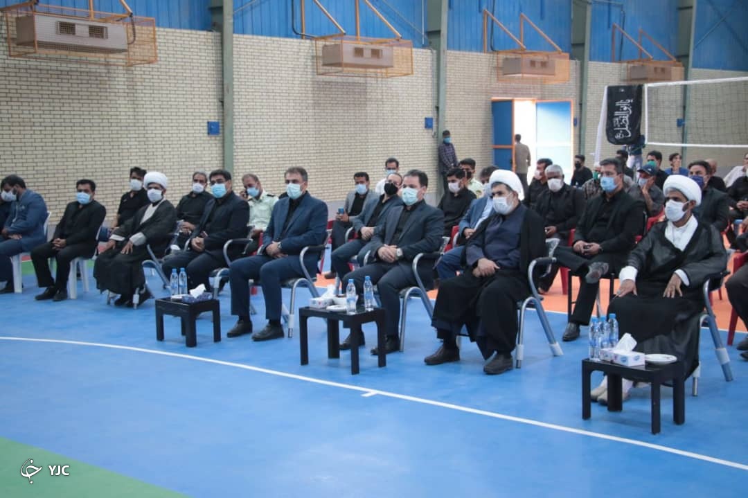 لزوم تکمیل سالن‌های نیمه تمام شرق کرمان