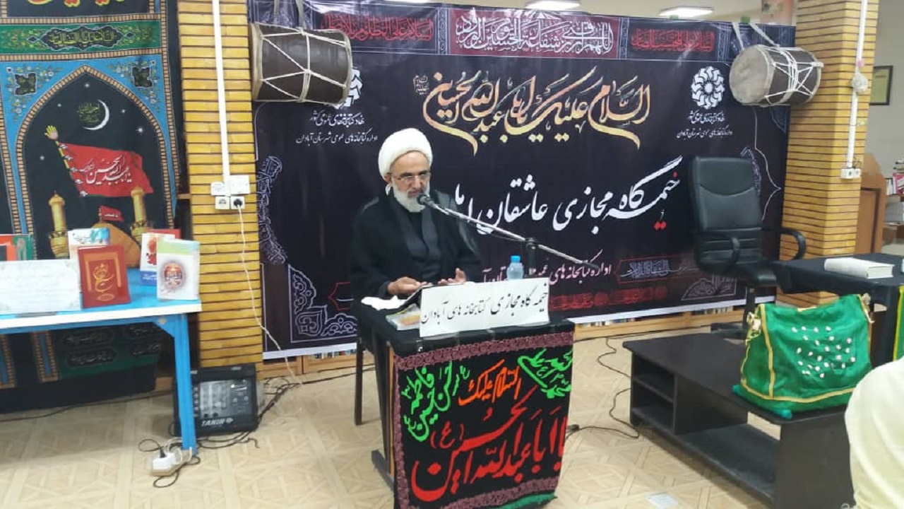 رشد اخلاقی جامعه با حرکت در مسیر ولایت صورت می گیرد