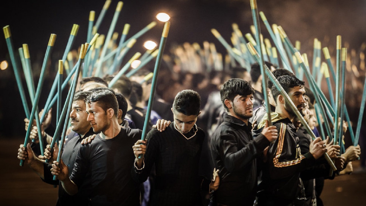 مراسم عزاداری «شاه حسین گویان» در ابهر + فیلم