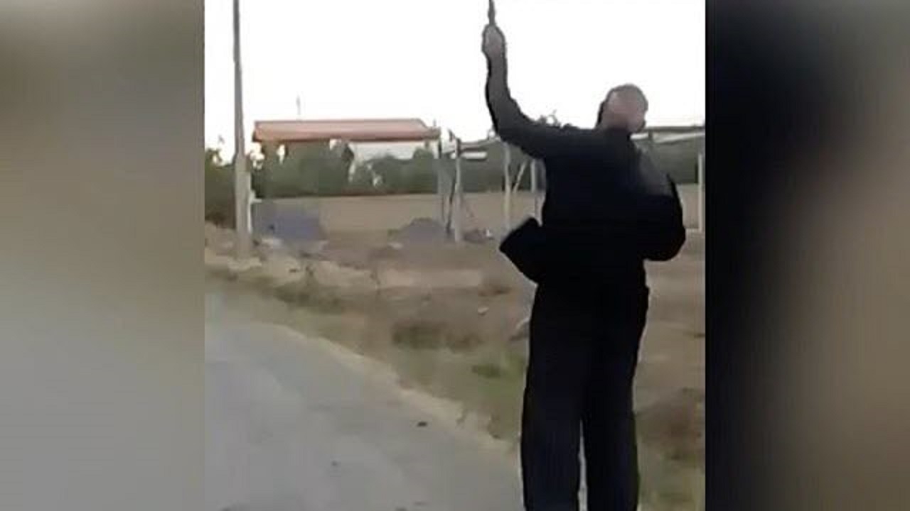 لحظاتی زیبا از عزاداری تک نفره پیرمرد روستایی