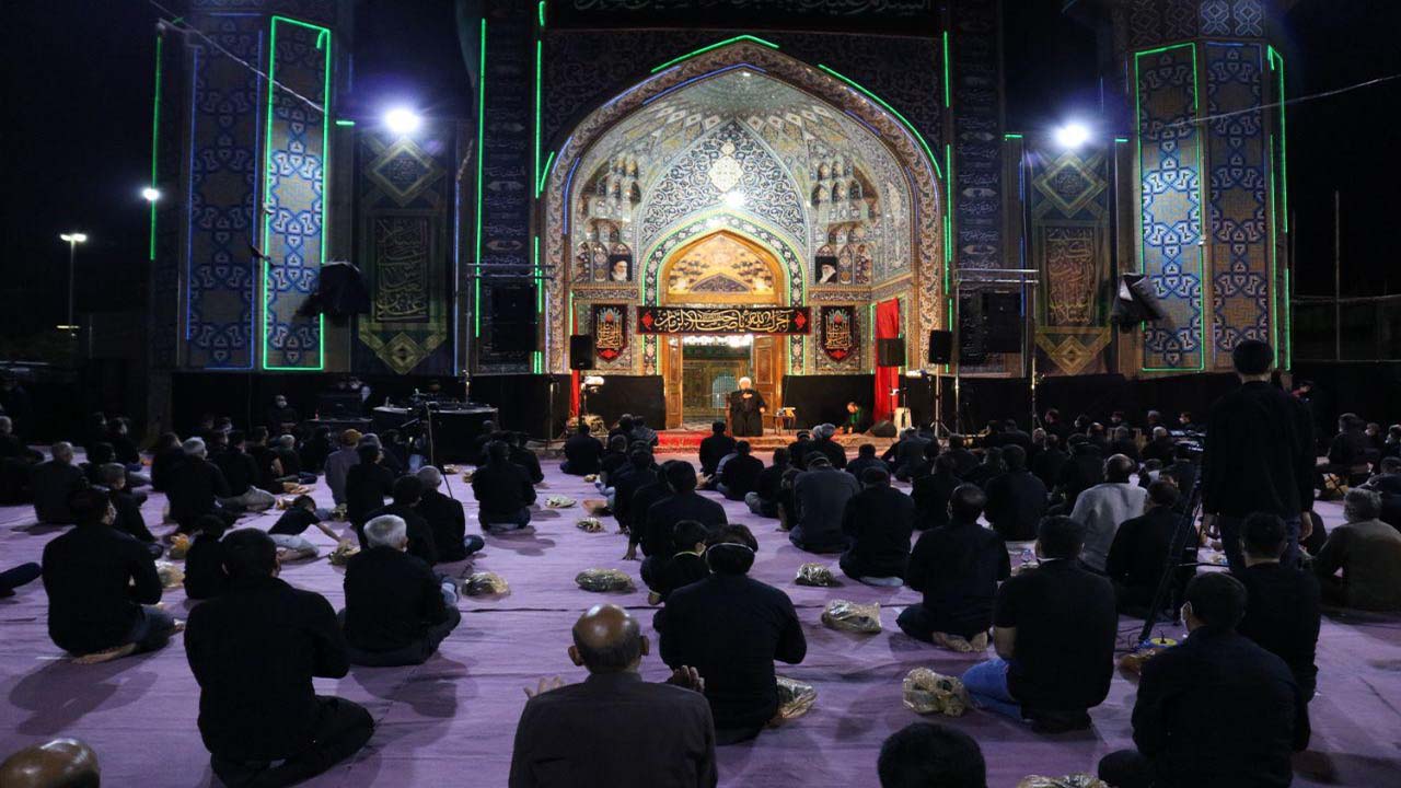 حال و هوای عاشقان حسینی در شب تاسوعا + تصاویر