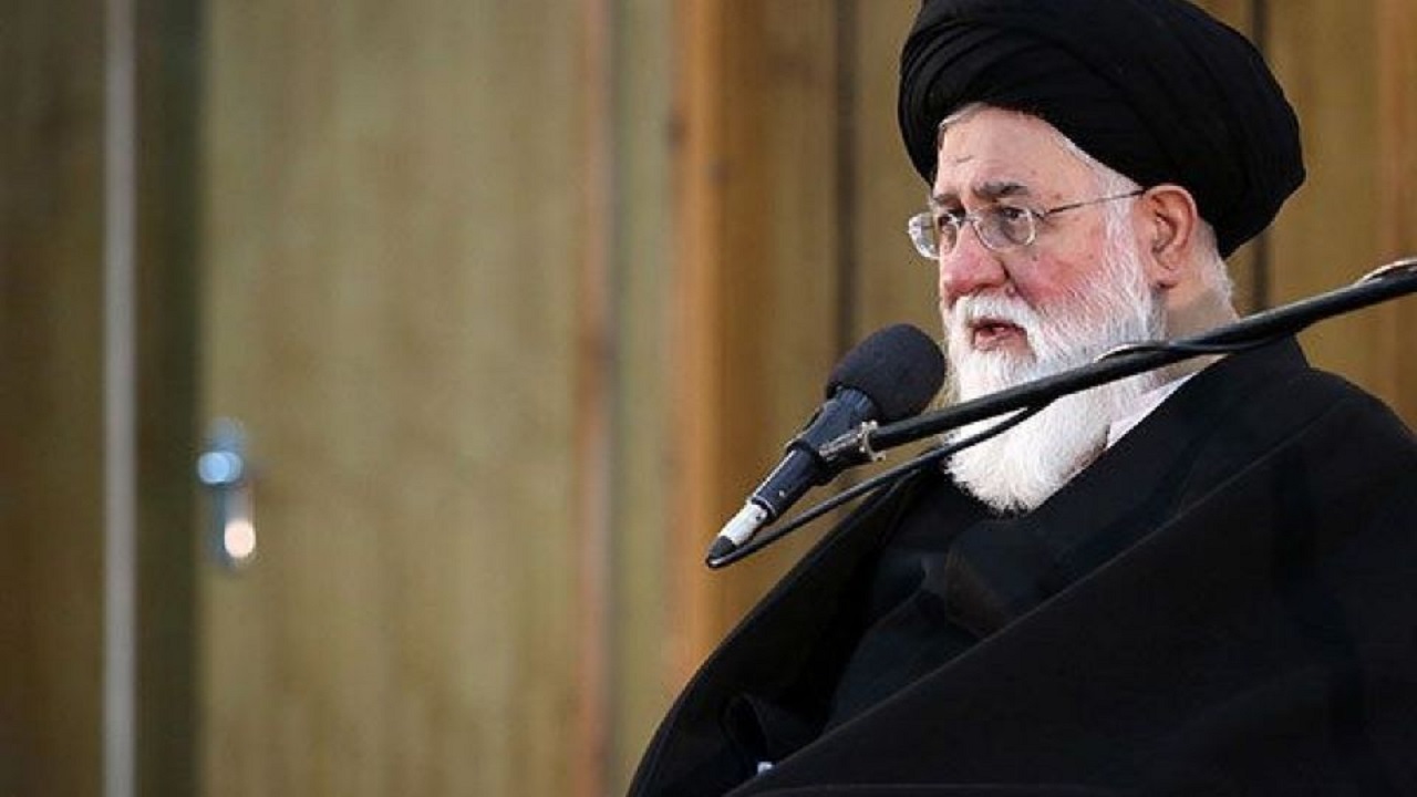 خداگرایی از گرایش‌های فطری همه انسان‌هاست