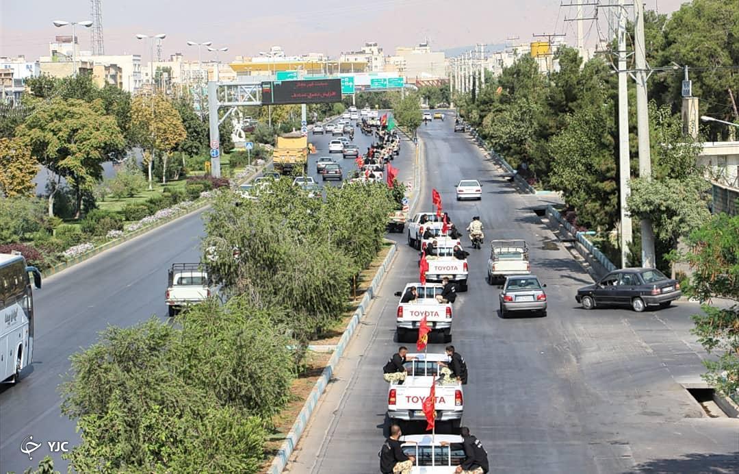 خودروپیمایی هیئت عزاداری تیپ ۵۵ هوابرد شیراز