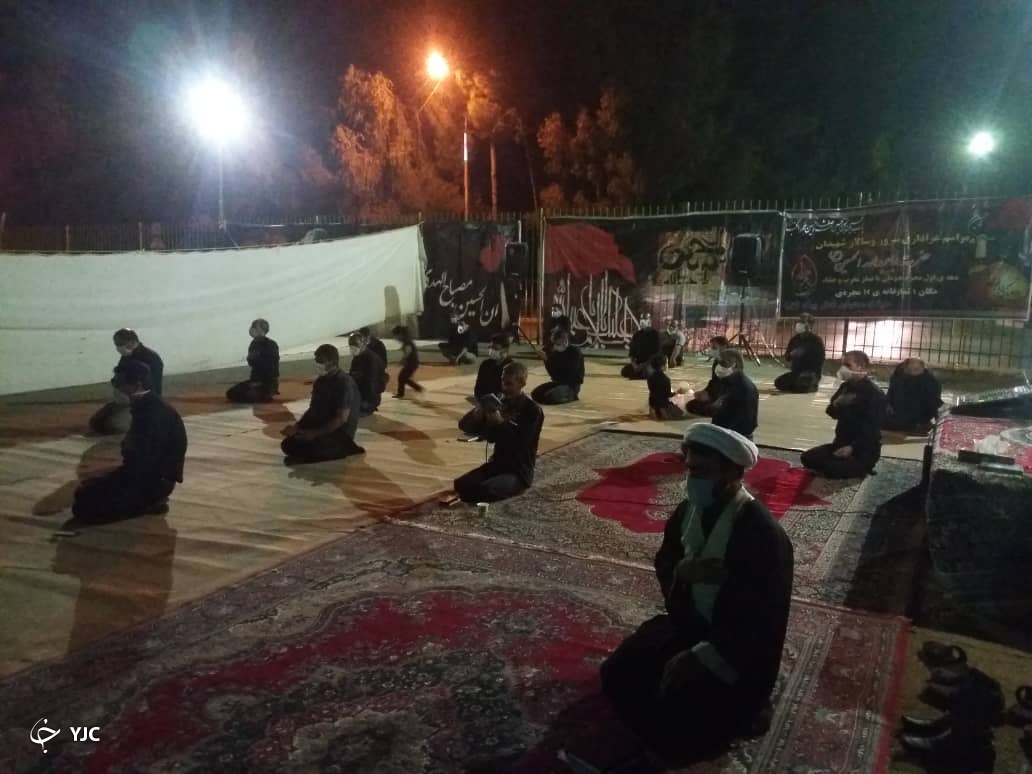 اقامه عزای حسینی در پایگاه شهید دوران شیراز