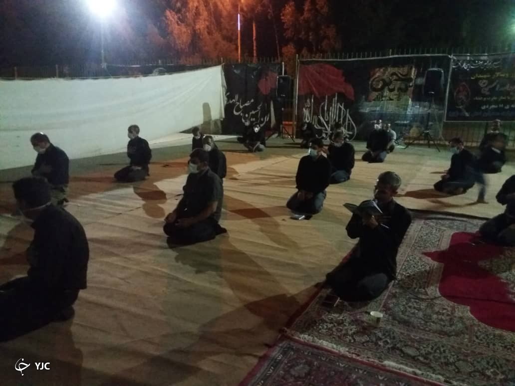 اقامه عزای حسینی در پایگاه شهید دوران شیراز