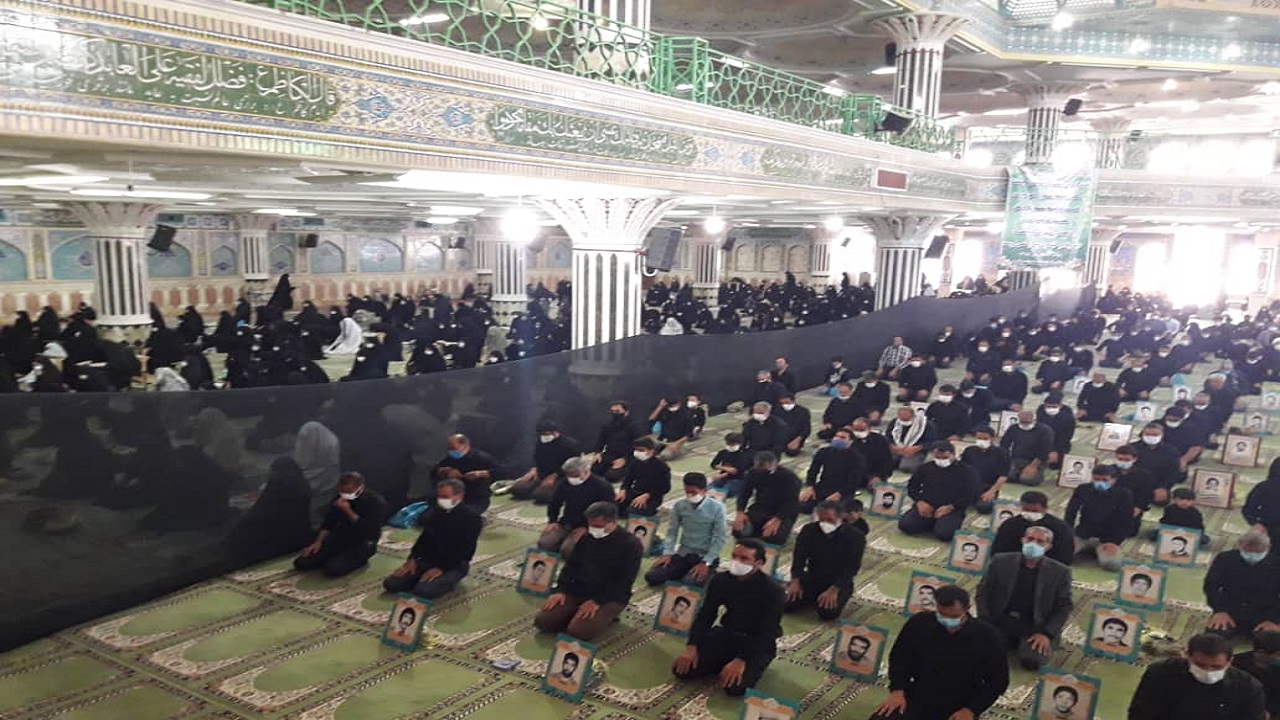 اقامه نماز ظهر عاشورا در چهارمحال و بختیاری + تصاویر